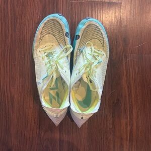 Nike Lightweight Racing Shoes in White and Teal